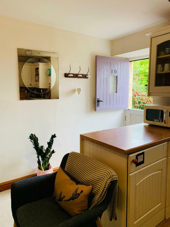 Weaver'S Cottage @ Number 10 Bradford-On-Avon ภายนอก รูปภาพ